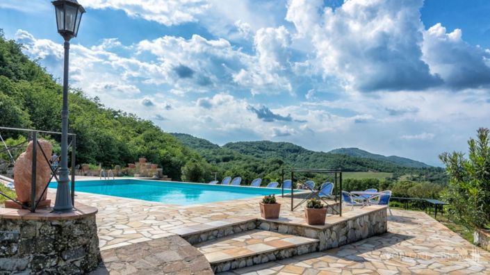 Image No.6-12 Bed Apartment for sale