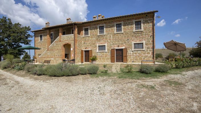 Image No.11-9 Bed Apartment for sale