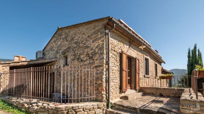 Image No.9-5 Bed Apartment for sale