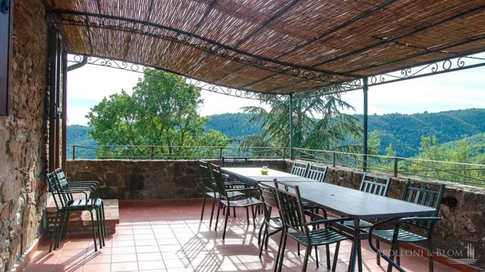 Image No.29-6 Bed Apartment for sale