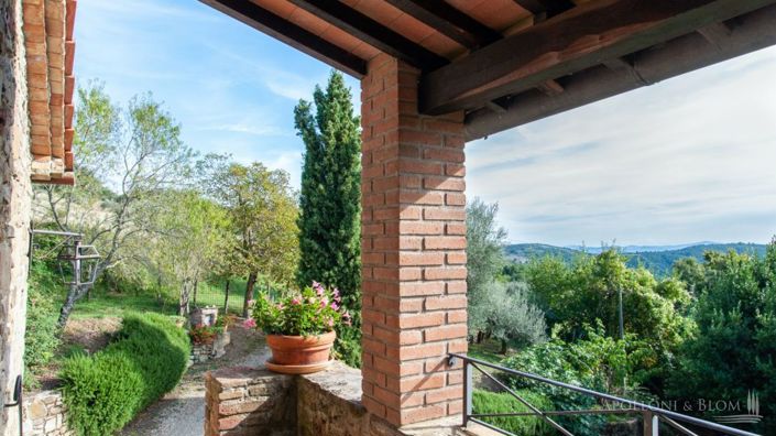 Image No.8-6 Bed Apartment for sale