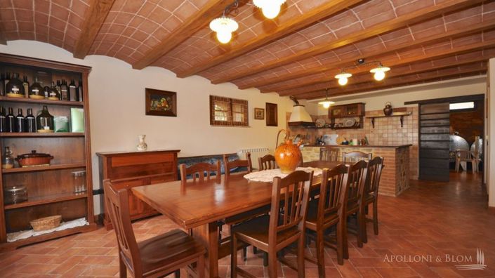 Image No.12-11 Bed Apartment for sale