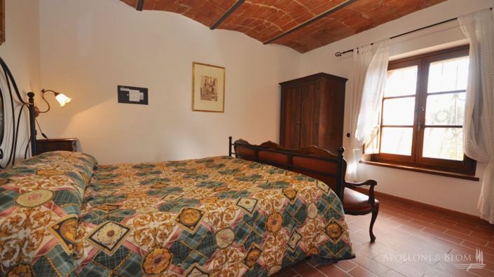 Image No.14-11 Bed Apartment for sale