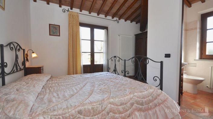 Image No.24-11 Bed Apartment for sale