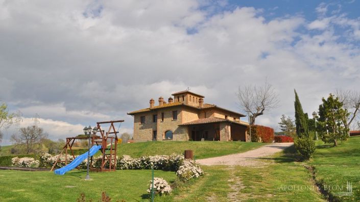 Image No.4-11 Bed Apartment for sale