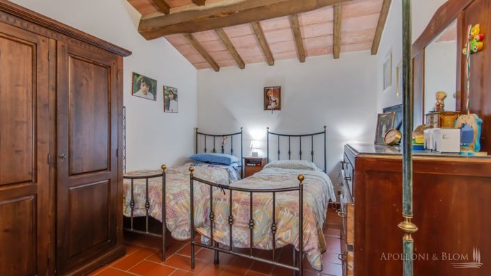 Image No.24-3 Bed Apartment for sale