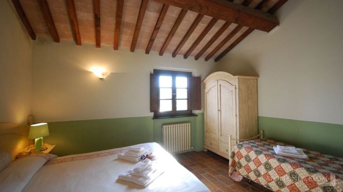 Image No.16-12 Bed Apartment for sale