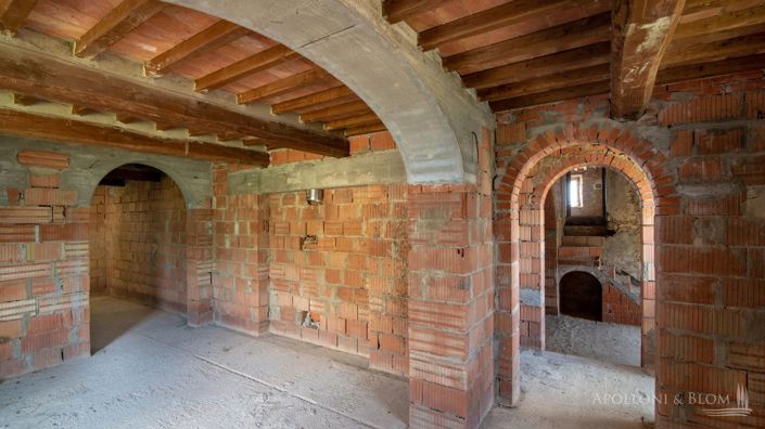 Image No.22-3 Bed Apartment for sale