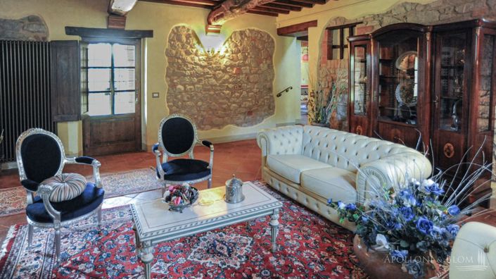 Image No.19-6 Bed Apartment for sale