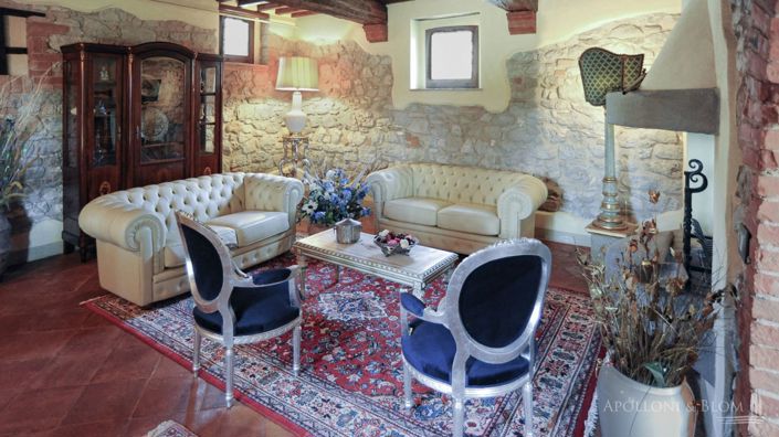 Image No.20-6 Bed Apartment for sale