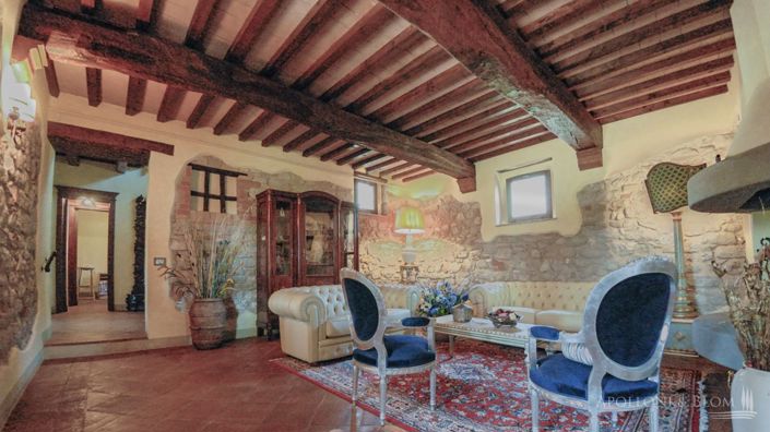 Image No.21-6 Bed Apartment for sale