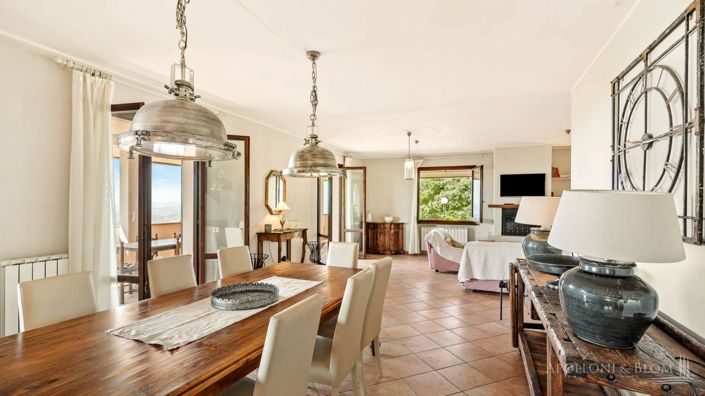 Image No.11-4 Bed Villa for sale