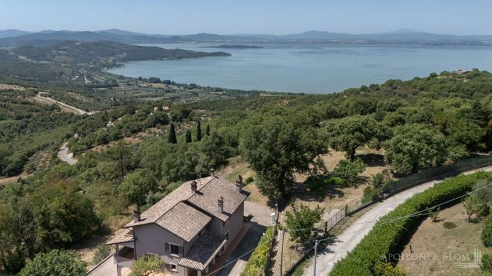 Image No.6-4 Bed Villa for sale