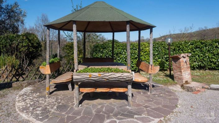 Image No.27-5 Bed Apartment for sale