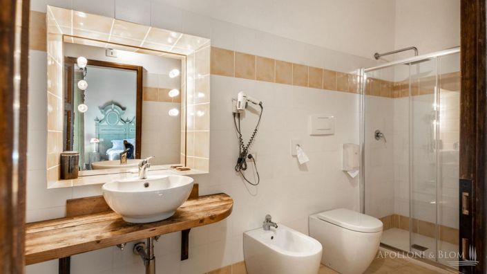 Image No.21-21 Bed Apartment for sale