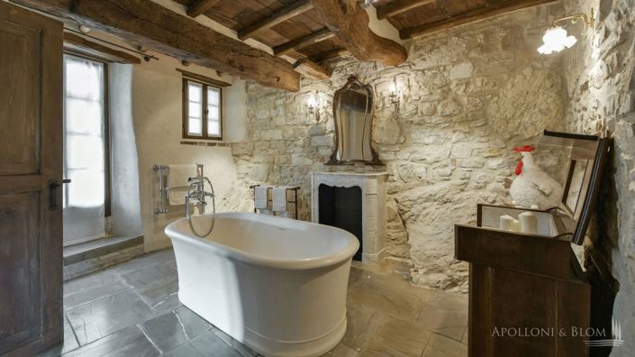 Image No.24-4 Bed Apartment for sale