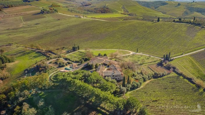 Image No.7-11 Bed Vineyard for sale