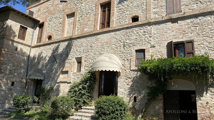 Image No.5-20 Bed Apartment for sale