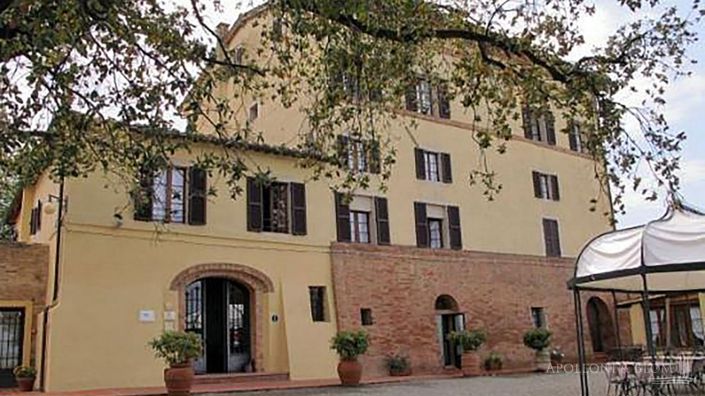 Image No.10-28 Bed Villa for sale