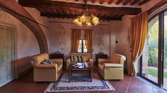 Image No.16-28 Bed Villa for sale