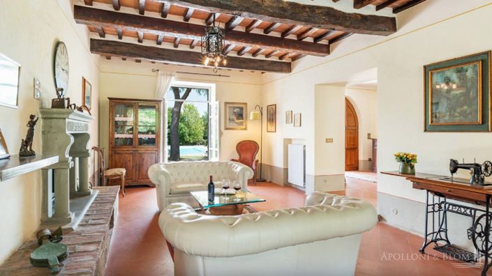 Image No.17-6 Bed Apartment for sale