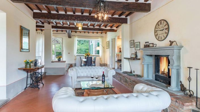 Image No.18-6 Bed Apartment for sale