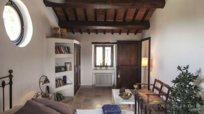 Image No.30-9 Bed Apartment for sale