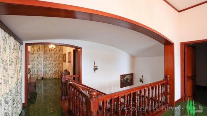 Image No.11-7 Bed Apartment for sale