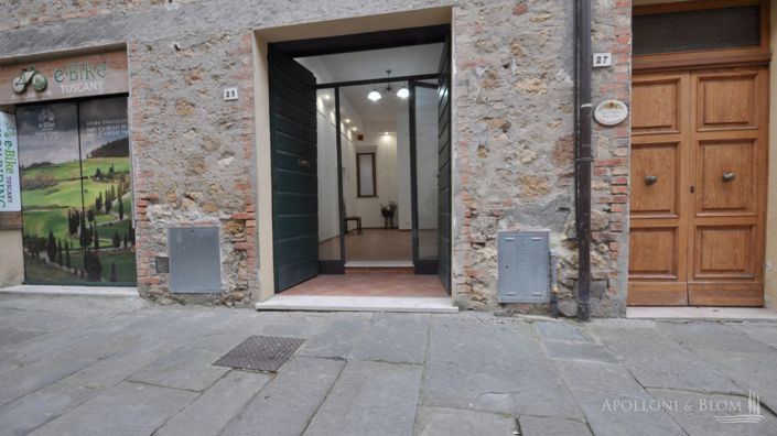 Image No.20-2 Bed Apartment for sale