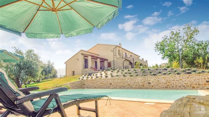 Image No.2-6 Bed Apartment for sale