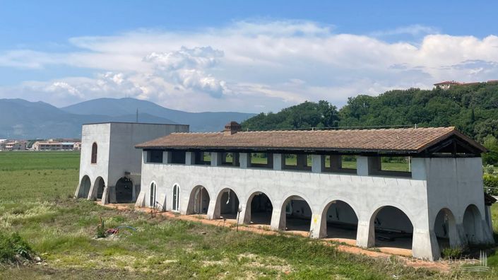 Image No.8-26 Bed Apartment for sale