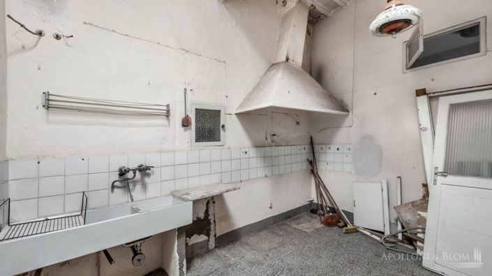 Image No.29-5 Bed Country House for sale