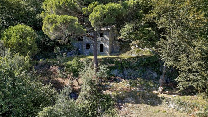 Image No.10-2 Bed Country House for sale