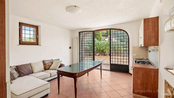 Image No.8-4 Bed Apartment for sale