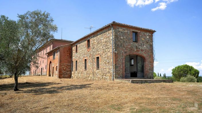 Image No.1-4 Bed Apartment for sale