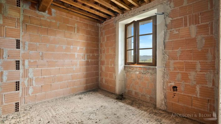 Image No.28-6 Bed Apartment for sale