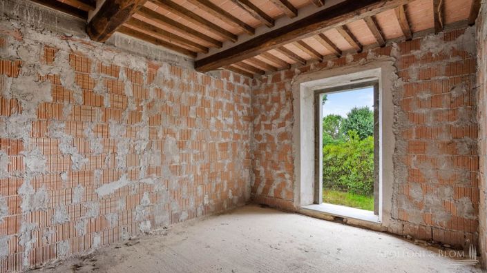 Image No.25-3 Bed Apartment for sale