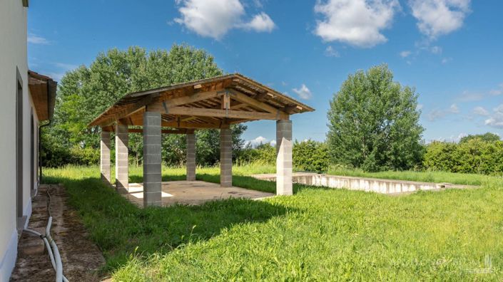 Image No.19-6 Bed Apartment for sale