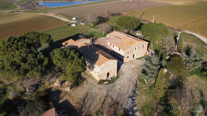 Image No.7-8 Bed Apartment for sale