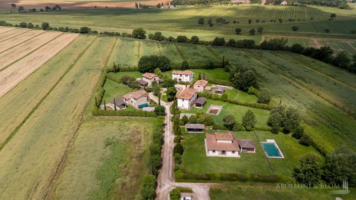 Image No.26-4 Bed Apartment for sale