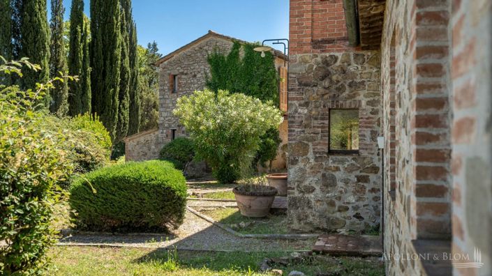 Image No.24-14 Bed Vineyard for sale