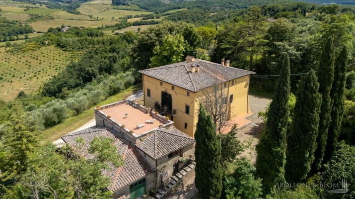 Image No.1-4 Bed Vineyard for sale