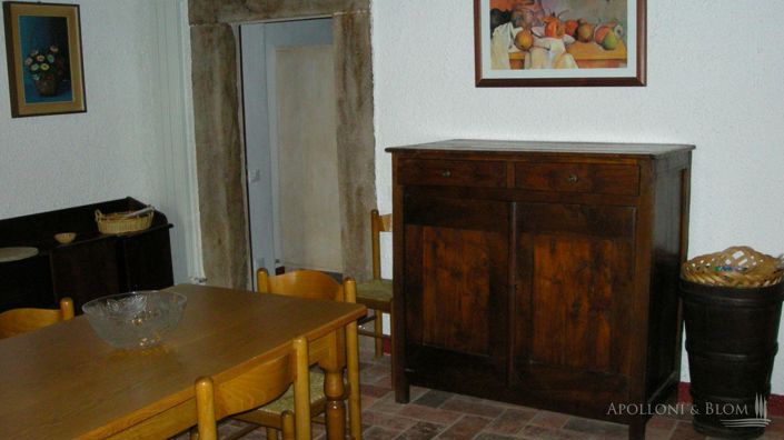 Image No.15-6 Bed Chateaux for sale