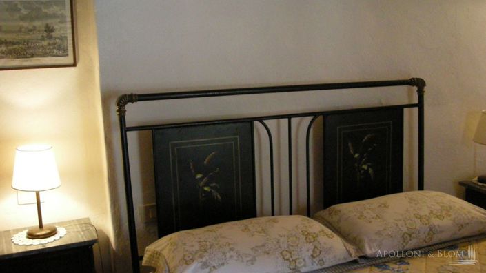 Image No.23-6 Bed Chateaux for sale