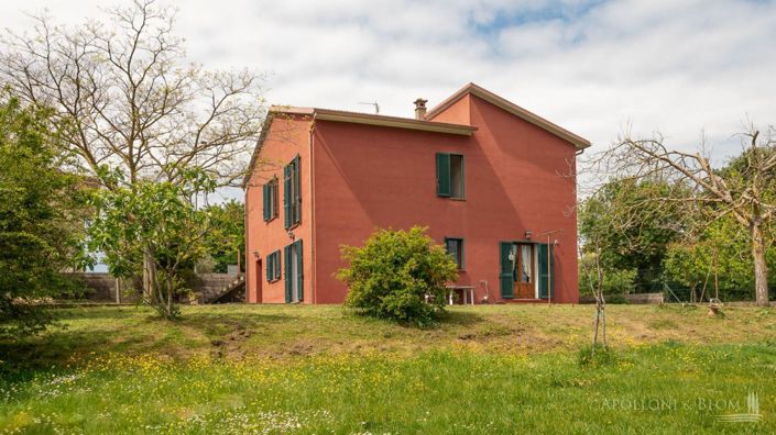 Image No.1-4 Bed Apartment for sale