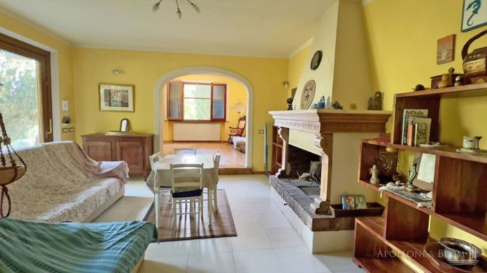 Image No.16-4 Bed Country House for sale