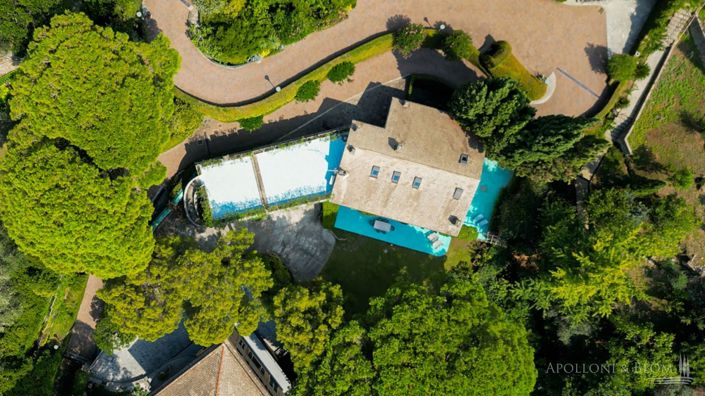 Image No.6-8 Bed Apartment for sale