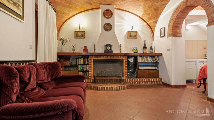 Image No.12-4 Bed Apartment for sale