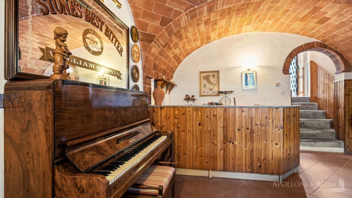 Image No.3-4 Bed Apartment for sale