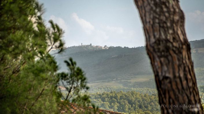 Image No.4-4 Bed Apartment for sale